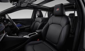 Yaris Cross Interior Sunroof, Pilihan SUV Kompak yang Lebih Premium
